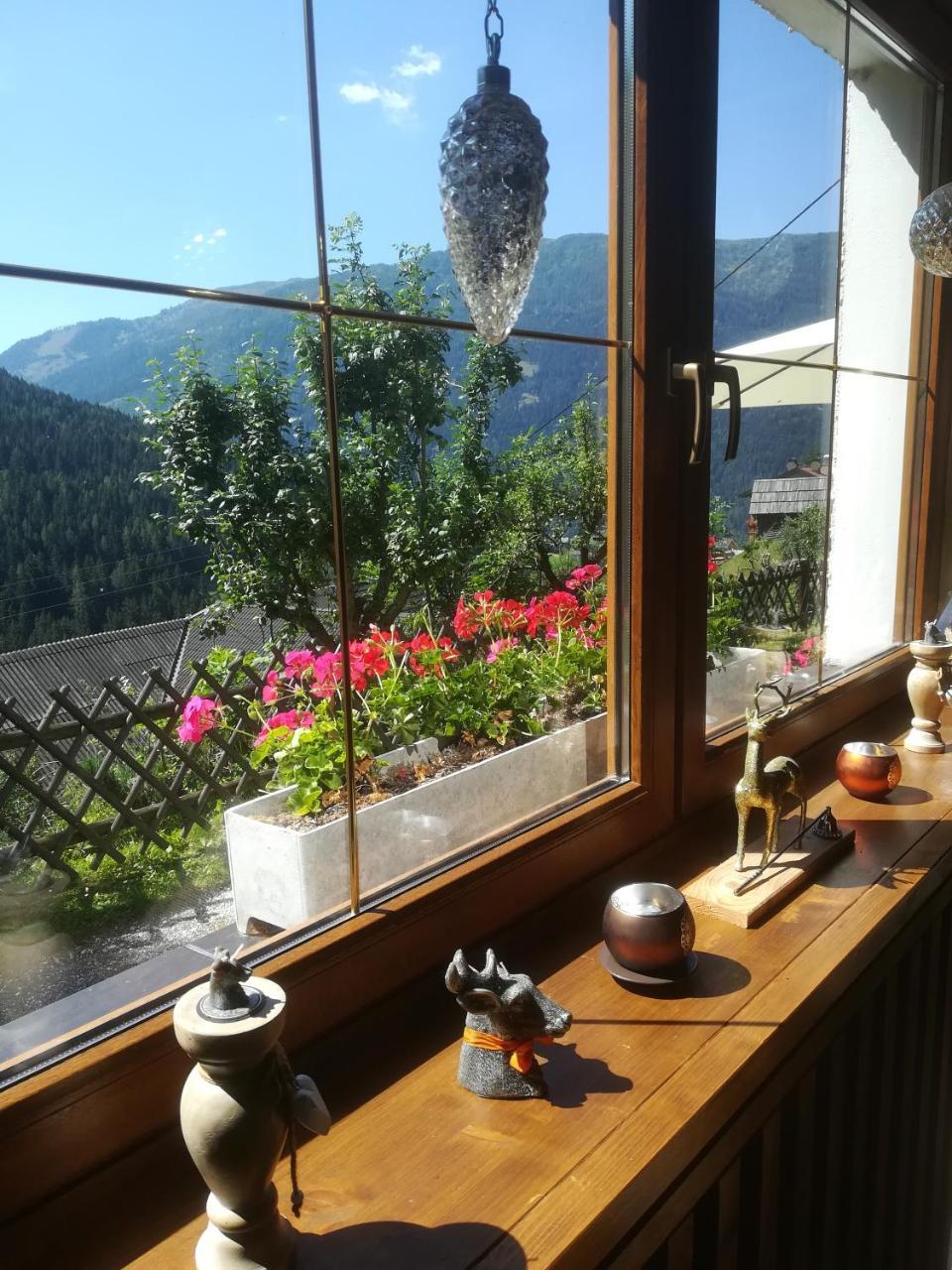 Chalet Catton Two Bedroom Appartement Near Bad Kleinkirchheim Radenthein Rum bild
